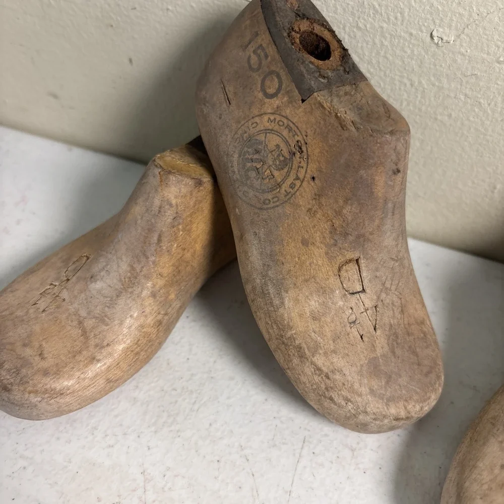 WOODEN SHOE FORMS Child's Size 4 1/2D Morton Last Co‎ Cincinnati 1954 2 Pair (4)